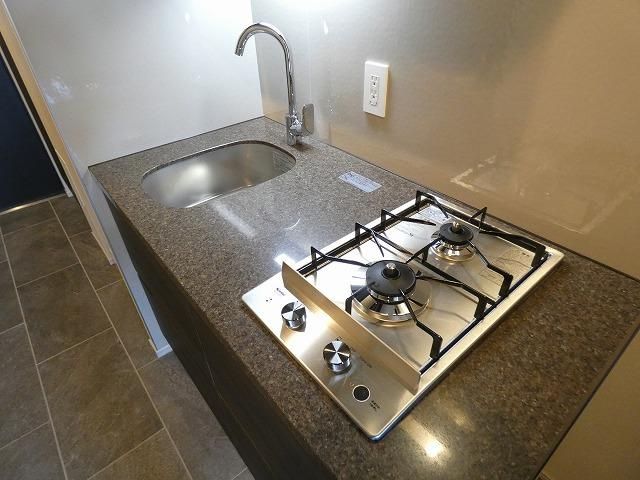 キッチン　同タイプ部屋　参考写真です