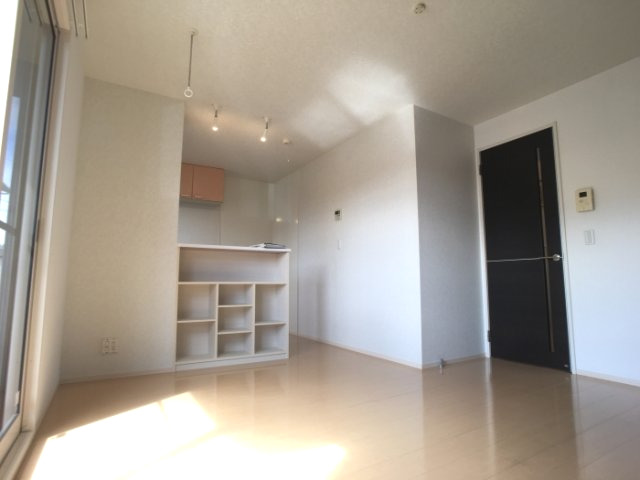 居室・リビング　ゆったり過ごせる居間です