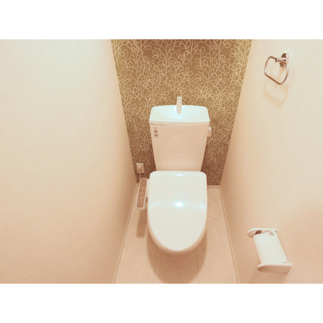 トイレ　同タイプ部屋の画像です（仕様・設備等異な