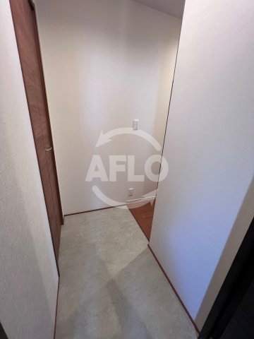 玄関　TRICERA Court　玄関