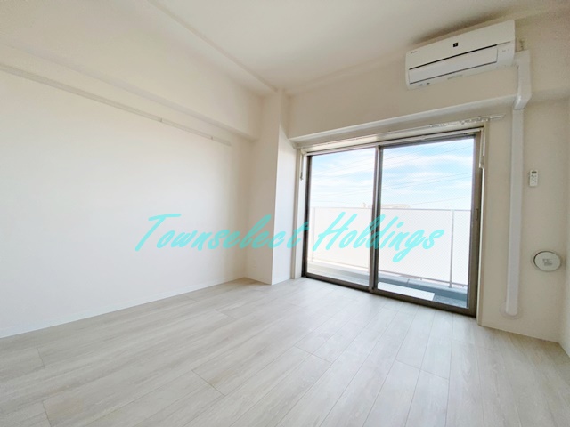 居室・リビング　6.7帖の洋室♪