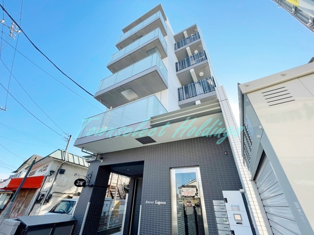 建物外観　鉄筋コンクリート造5階建てマンション♪