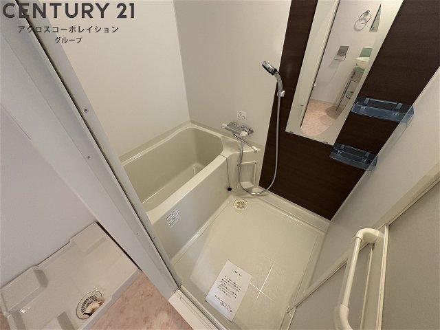 バス・シャワールーム　シンプルで機能的なユニットバスです！