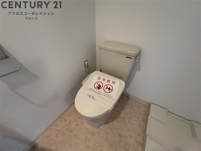 トイレ　温水洗浄便座つきでおすすめです！