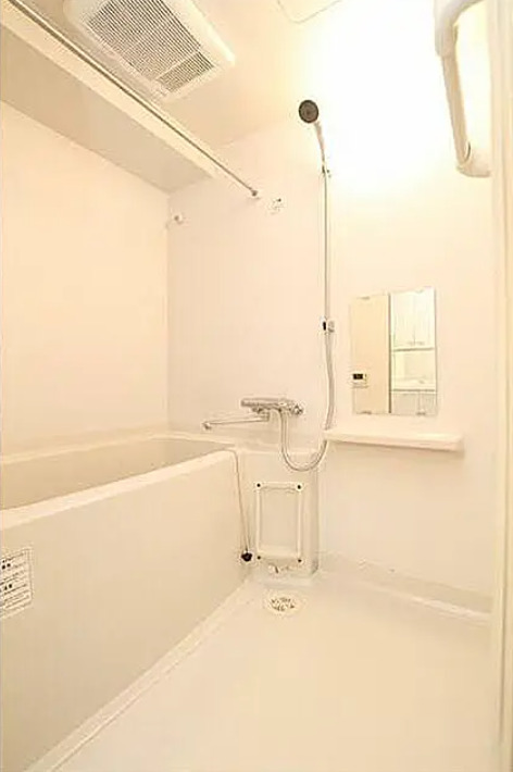 バス・シャワールーム　※別部屋参考写真