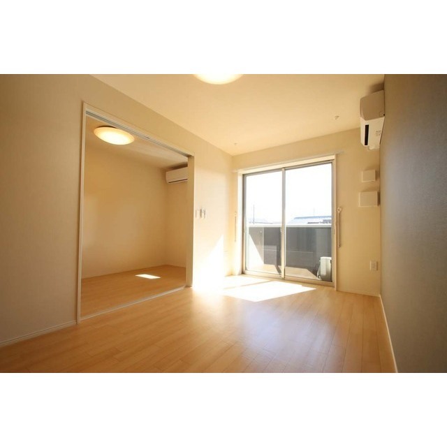 居室・リビング　※写真は全て反転タイプ