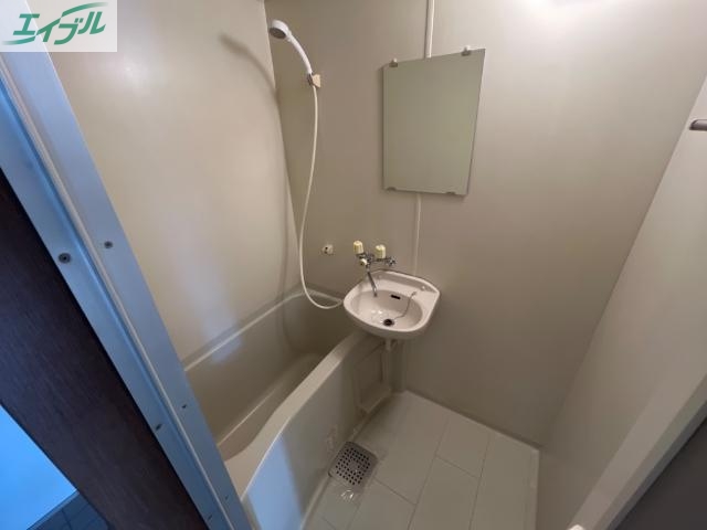 バス・シャワールーム　ユニットバス