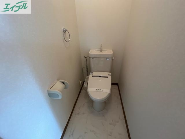 トイレ　シャワー付きトイレ