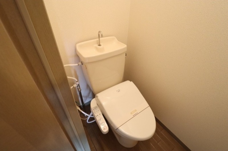 トイレ　図面と現状に相違がある場合には現状を優先