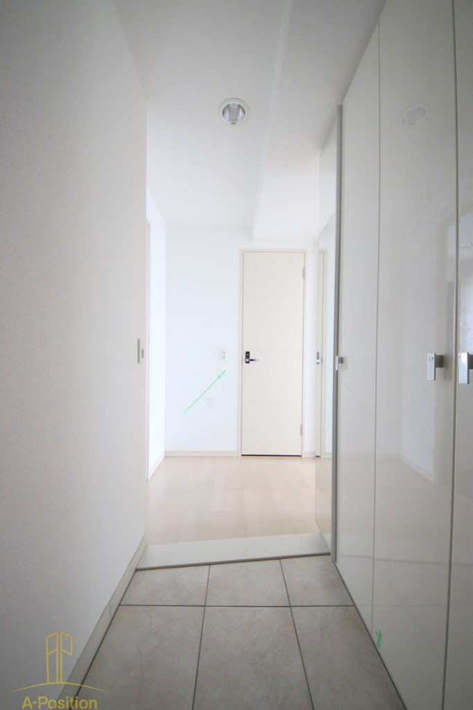 玄関　アルグラッド ザ・タワー心斎橋