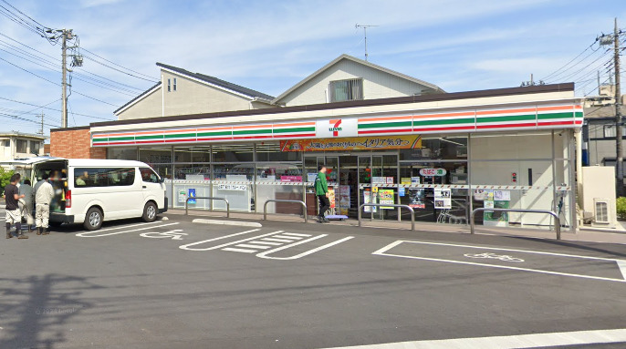 コンビニ　セブンイレブン武里駅東口店（コンビニ）まで515m