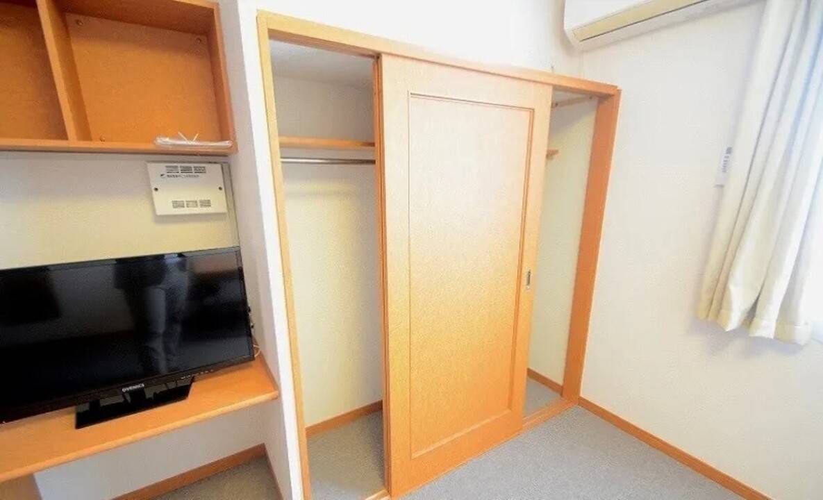 収納　クローゼット