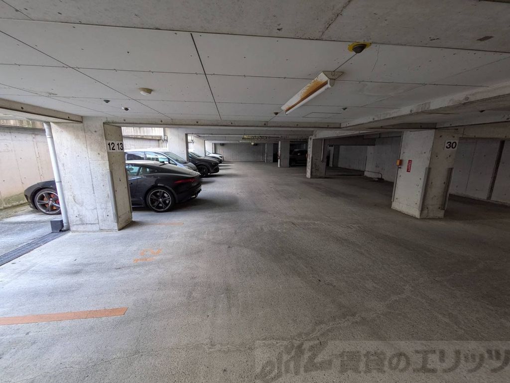 その他共有部分　駐車場