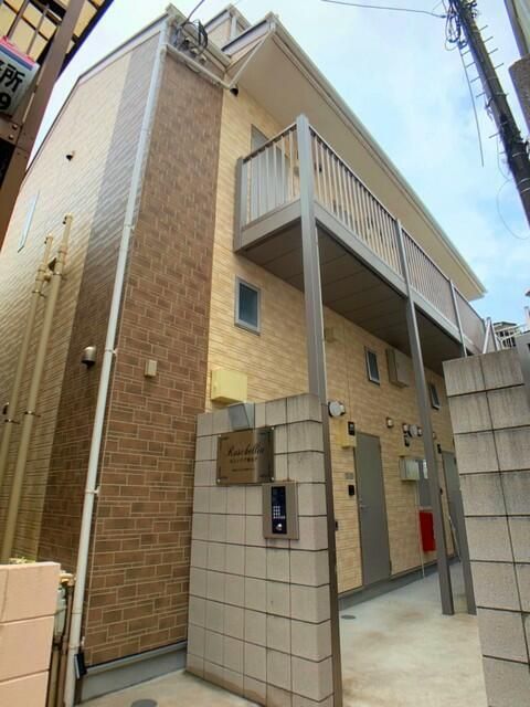 建物外観　周辺は閑静な住宅街ですので落ち着いた住環境です！