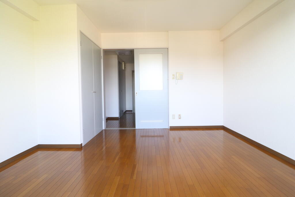 居室・リビング　7帖の洋室☆