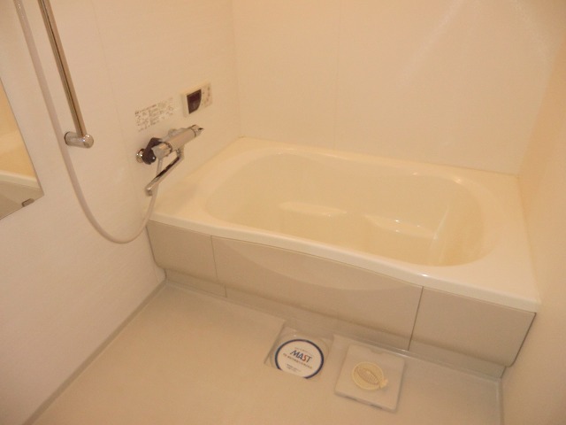 バス・シャワールーム　バスルーム　別号室参考写真