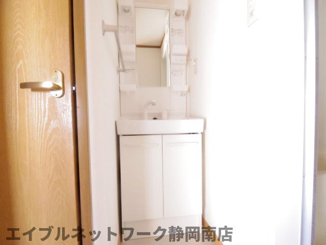 洗面設備　洗面所です