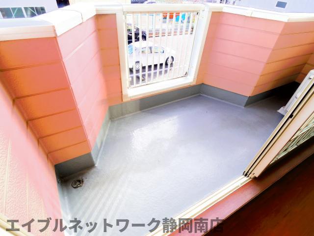 バルコニー　バルコニーがあります