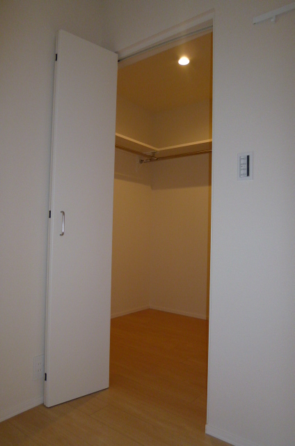 収納　★２．０帖のウォークインクローゼット★