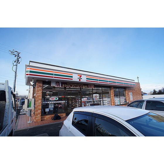 コンビニ　セブンイレブン郡山三中前店（コンビニ）まで522m
