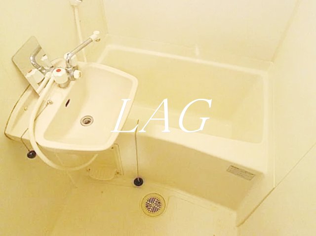 バス・シャワールーム　お風呂です。