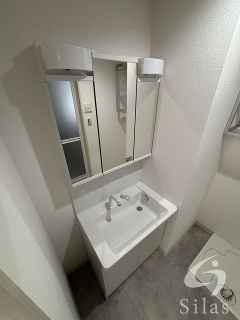 洗面設備　同仕様