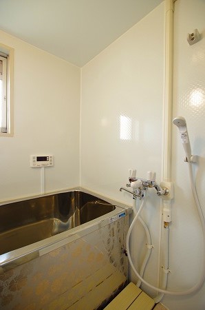 バス・シャワールーム　写真は反転のお部屋のものです