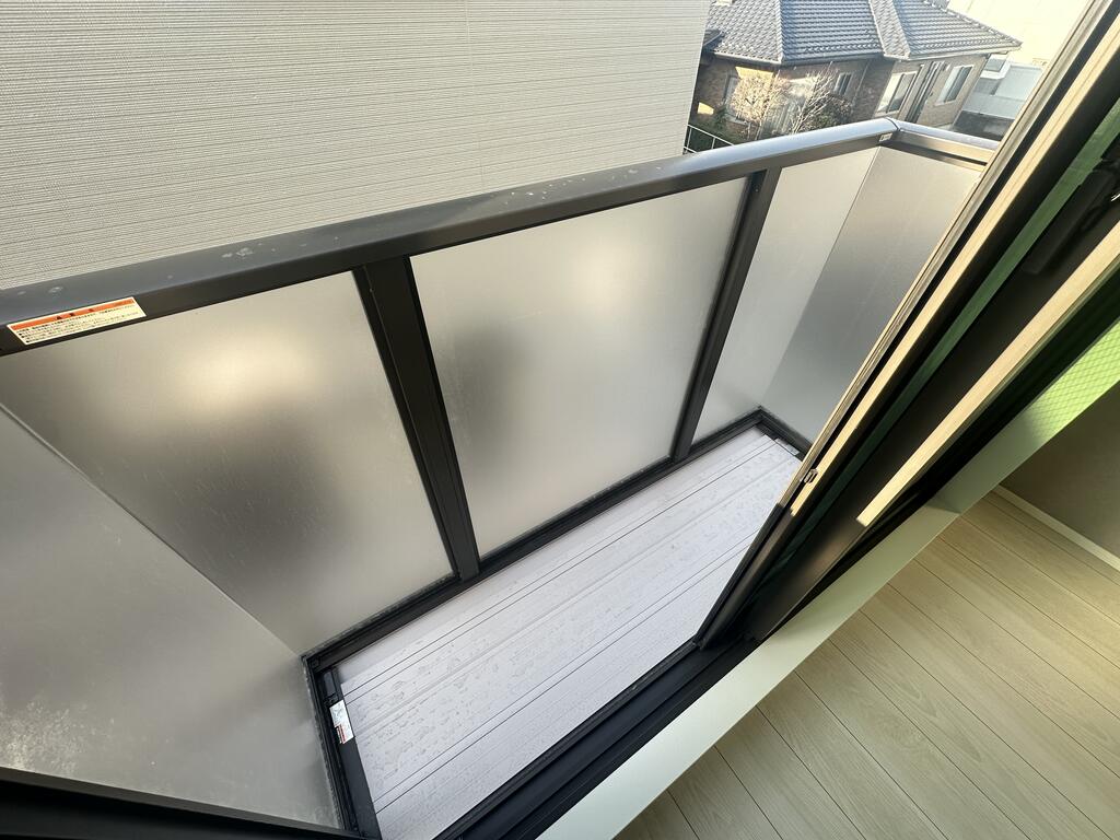 バルコニー　※写真は同施工会社の別物件のものとなります。ご参考ください。