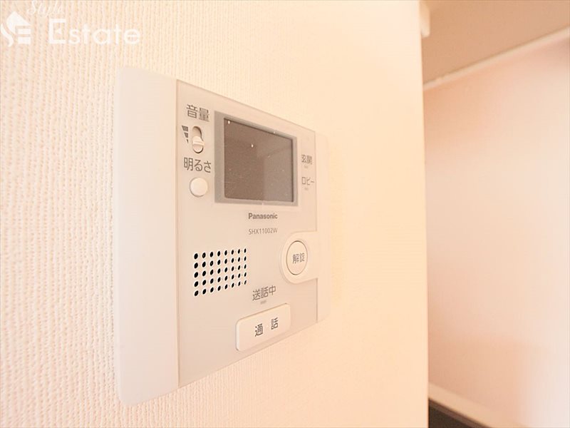 セキュリティ　モニター付きインターホン