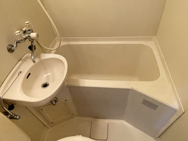 洗面設備　※同タイプ参考写真