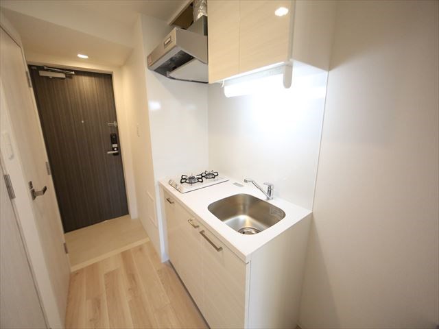 キッチン　システムキッチン（ガス2口コンロ付）