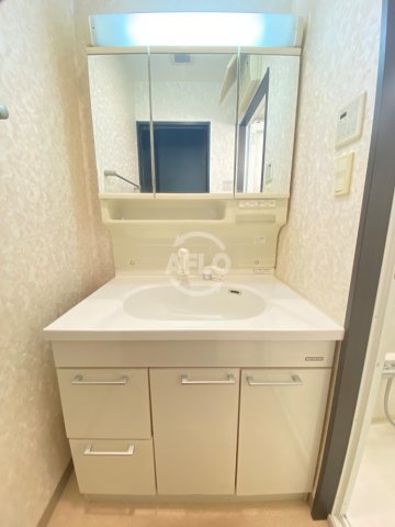 洗面設備　ジューム南船場洗面所