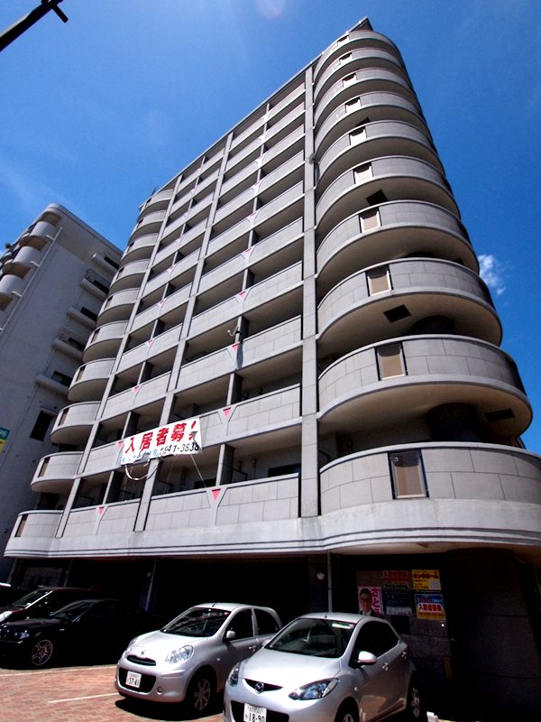 建物外観　★モノレール三萩野駅すぐ★