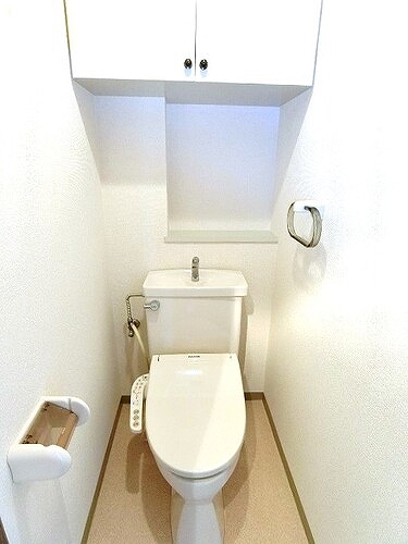 トイレ　洗浄機能付き便座　※2019年8月撮影