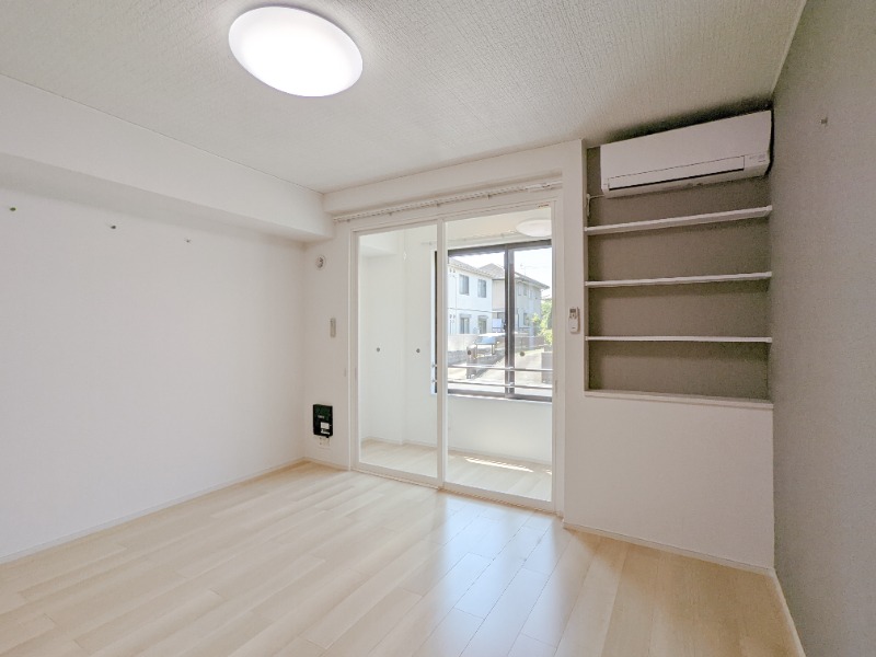 居室・リビング　図面と現状に相違がある場合には現状を優先