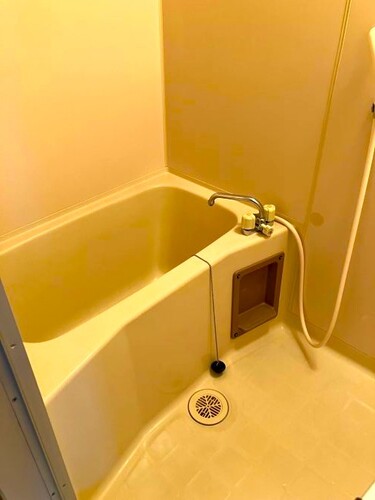 バス・シャワールーム　浴室