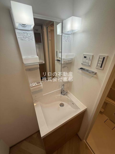 洗面設備　独立洗面台なら落ち着いて身支度ができます☆