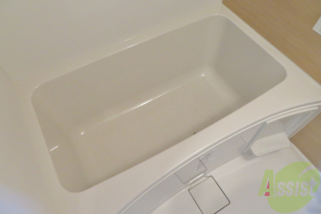 バス・シャワールーム　この広さなら、ゆーっくりと入れますね