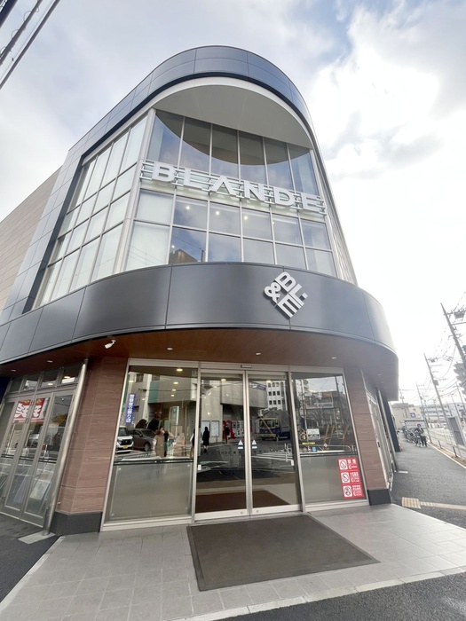 ショッピングセンター　BLANDE MISATO（ショッピングセンター）まで170m