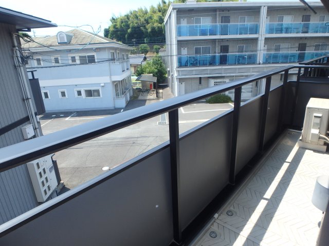 バルコニー　大島　ビバリースクエアＣ　1LDK　バルコニー