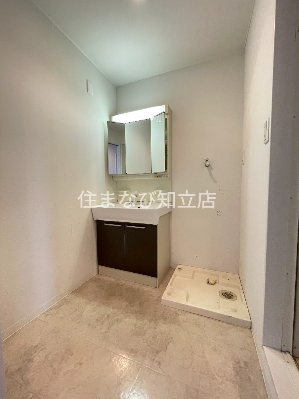 洗面設備　同型別部屋写真