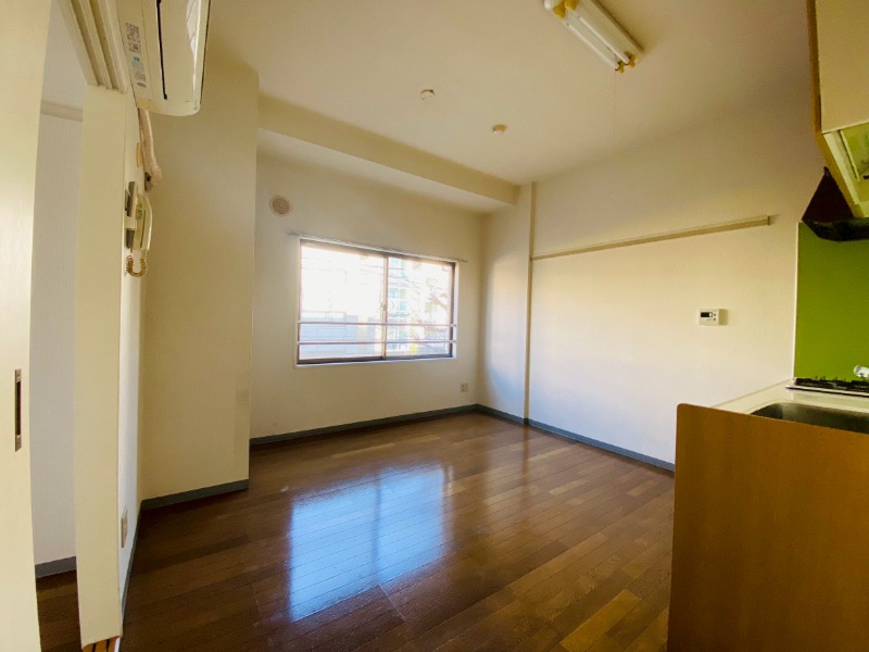 居室・リビング　※他部屋写真使用