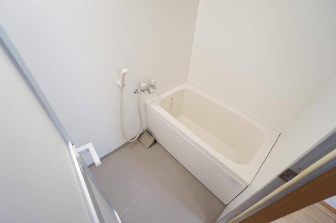 バス・シャワールーム　浴室