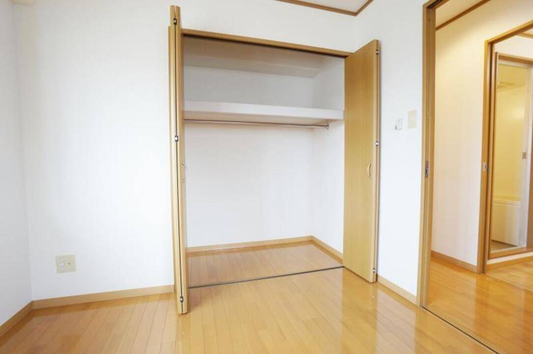 収納　クローゼット