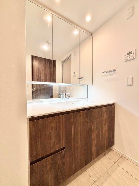 洗面設備　洗面所