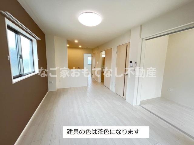 居室・リビング　同タイプ写真