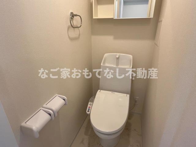 トイレ　同タイプ写真
