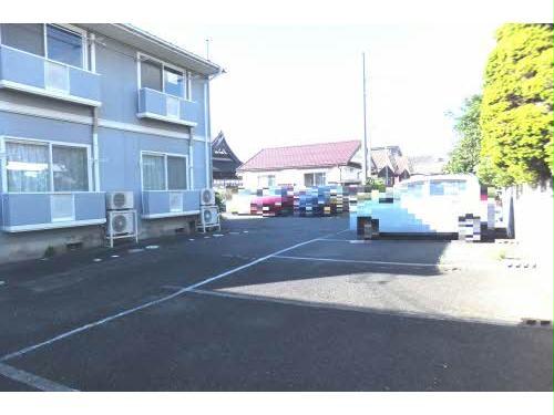 駐車場　駐車場