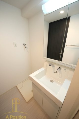 洗面設備　アドバンス西梅田IIIエミネンス