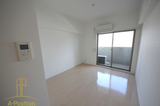 居室・リビング　アドバンス西梅田IIIエミネンス